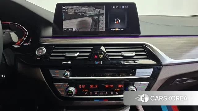 BMW 5 Series (G30) 2020 Синий из Кореи, фото 5