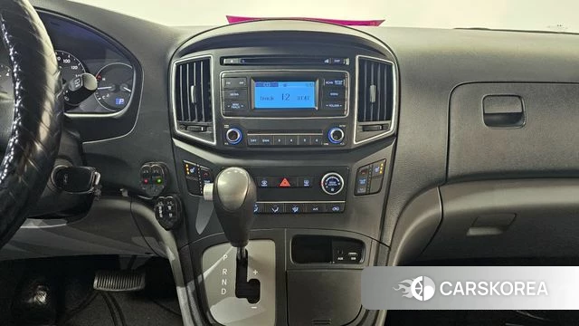 Hyundai The New Grand Starex 2018 Желтый из Кореи, фото 5