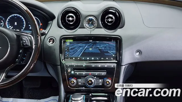 Jaguar All New XJ id 2653885 из Кореи 5