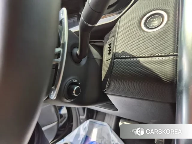 Land Rover Discovery 5 2023 Черный из Кореи, фото 5