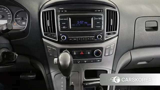 Hyundai Grand Starex 2018 Серебристо-серый из Кореи, фото 5