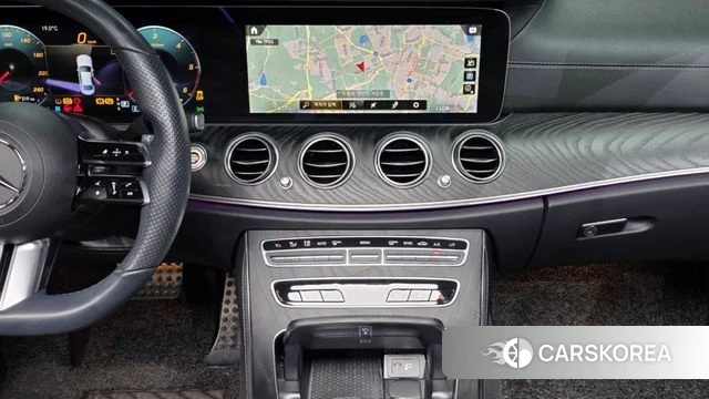 Mercedes-Benz E-Class W213 2021 Белый из Кореи, фото 5