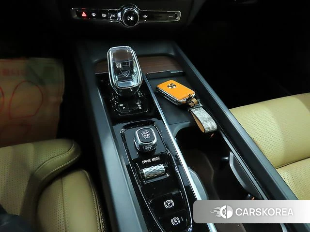 Volvo S60 3rd generation 2021 Белый из Кореи, фото 5