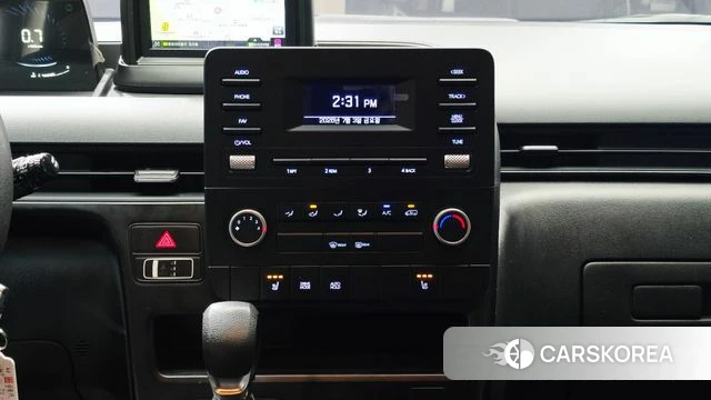 Hyundai Staria 2022 Белый из Кореи, фото 5