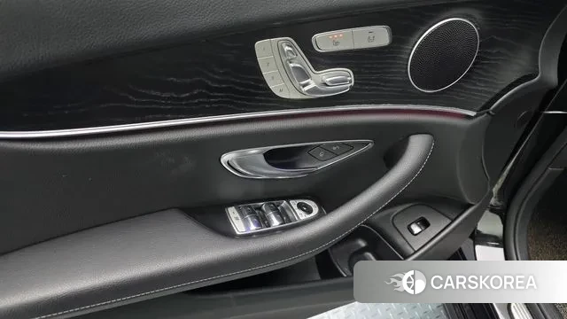 Mercedes-Benz E-Class W213 2020 Черный из Кореи, фото 5