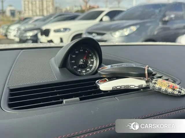 Porsche Panamera (971) 2023 Серебристо-серый из Кореи, фото 5