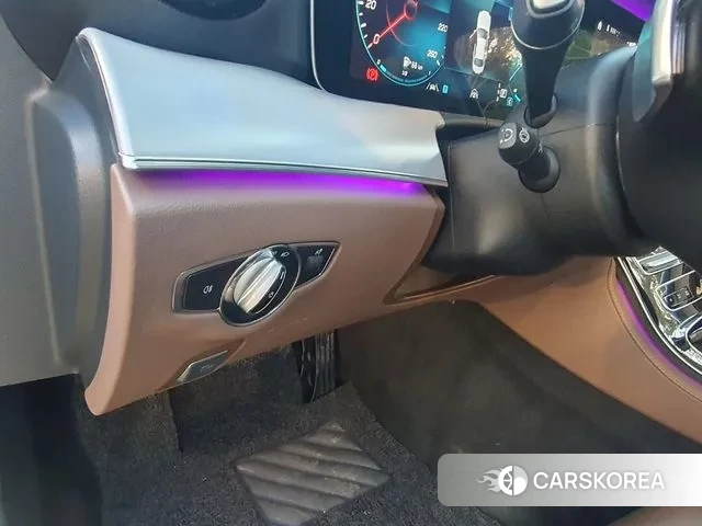 Mercedes-Benz E-Class W213 2020 Серый из Кореи, фото 5