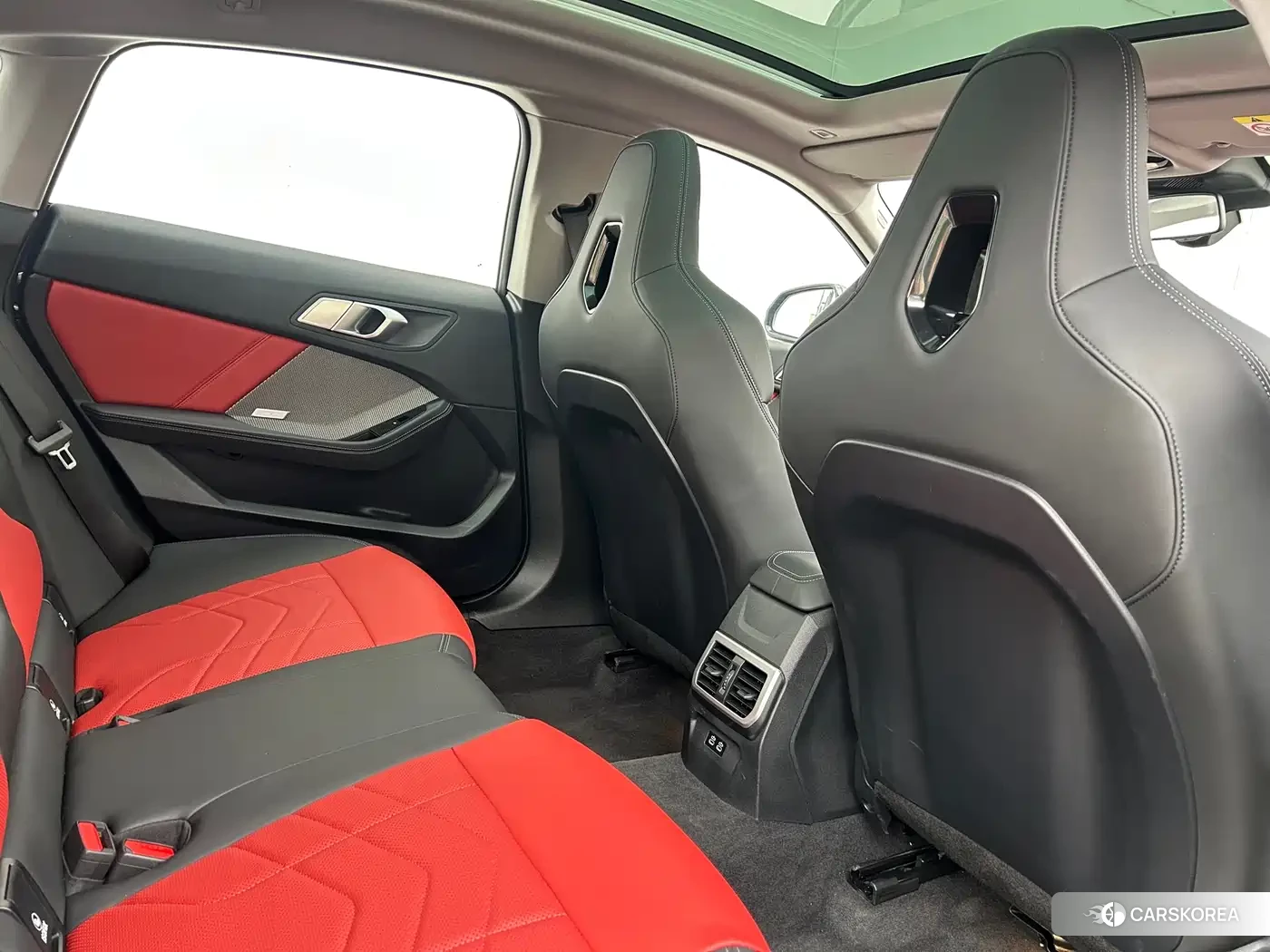 BMW 2 series 2025 Черный из Китая, фото 5