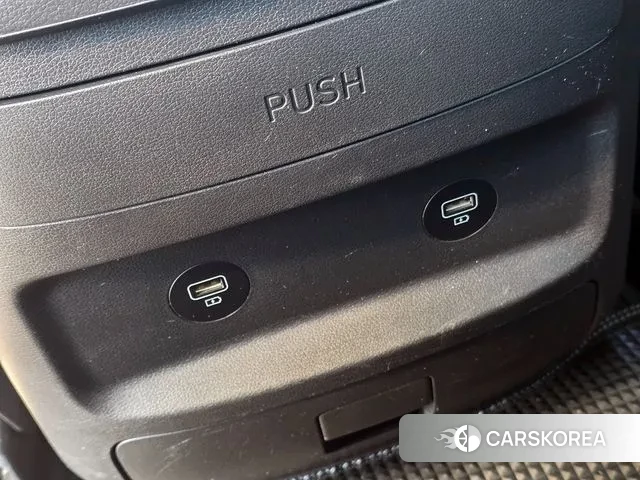 Hyundai Staria 2023 Серый из Кореи, фото 5