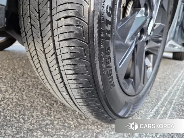 Hyundai Avante Hybrid (CN7) 2021 Серый из Кореи, фото 5