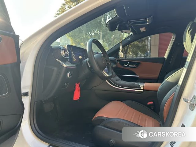 Mercedes-Benz Class C 2024 Белый из Китая, фото 5