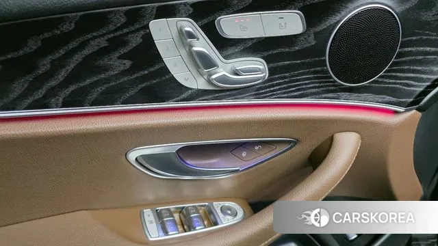 Mercedes-Benz E-Class W213 2020 Черный из Кореи, фото 5