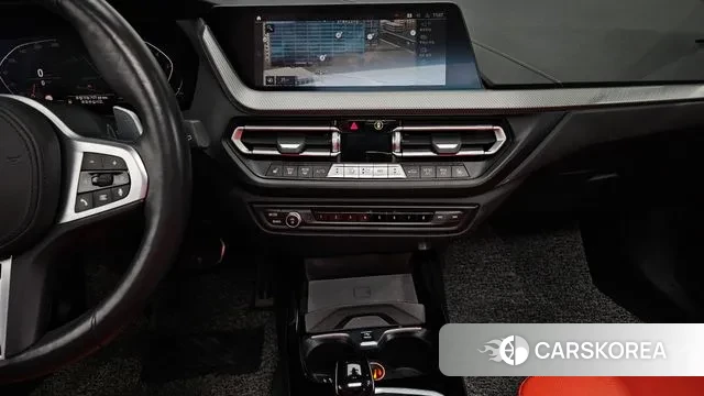 BMW 1 Series (F40) 2021 Белый из Кореи, фото 5