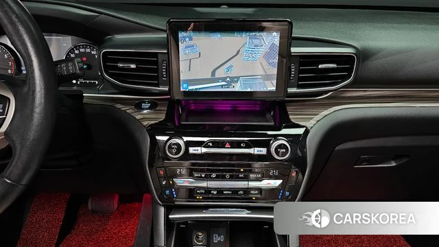 Ford Explorer 6th Generation 2021 Белый из Кореи, фото 5