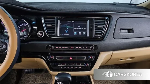 Kia All New Carnival 2018 Белый из Кореи, фото 5