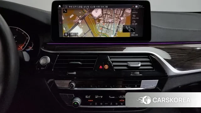 BMW 5 Series (G30) 2022 Черный из Кореи, фото 5