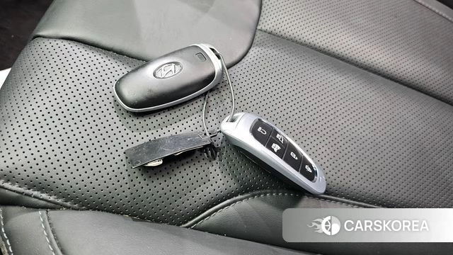 Hyundai The New Santa Fe 2022 Белый из Кореи, фото 5
