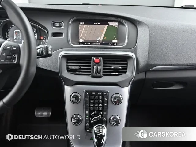 Volvo V40 2018 Серебряный из Кореи, фото 5