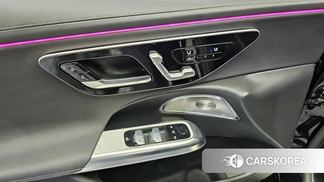 Mercedes-Benz E-Class W214 2024 Черный из Кореи, фото 5