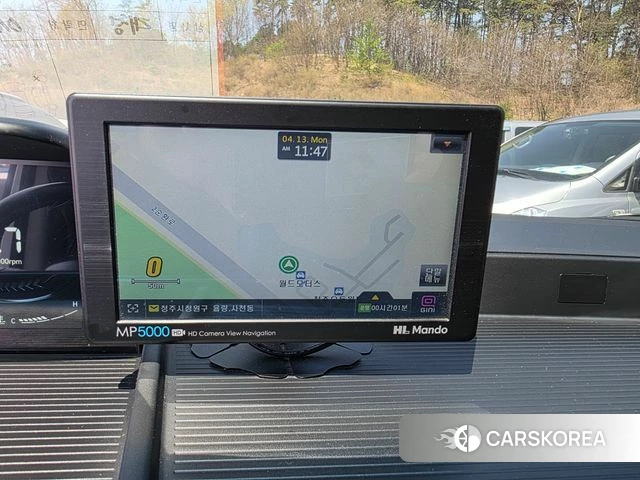 Hyundai Staria 2023 Белый из Кореи, фото 5
