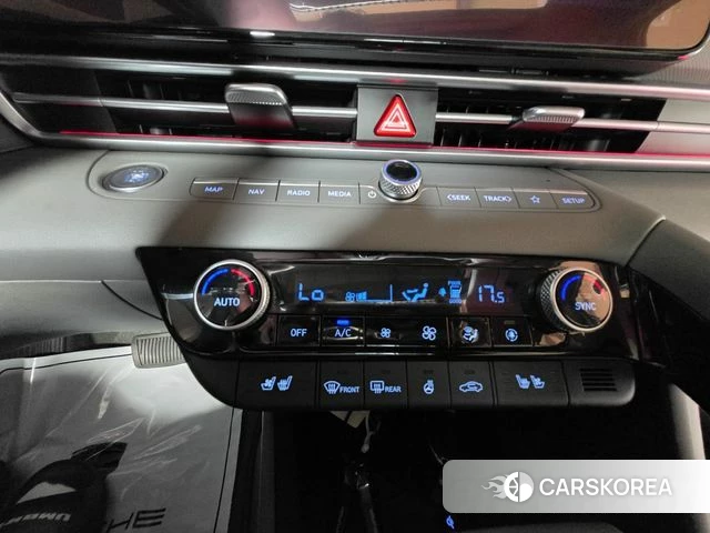 Hyundai The New Avante (CN7) 2024 Белый из Кореи, фото 5