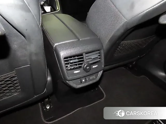 Peugeot 5008 second generation 2019 Белый из Кореи, фото 5