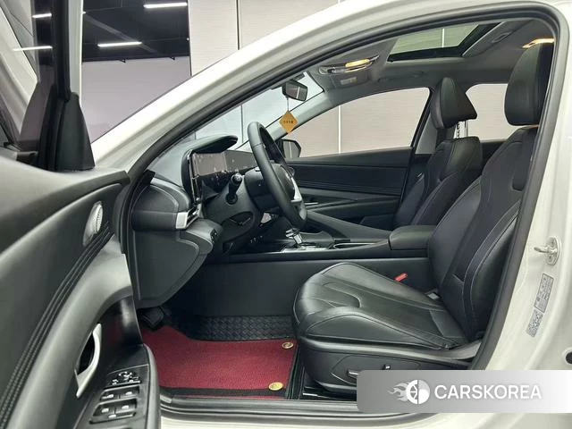 Hyundai Elantra 2022 Белый из Китая, фото 5