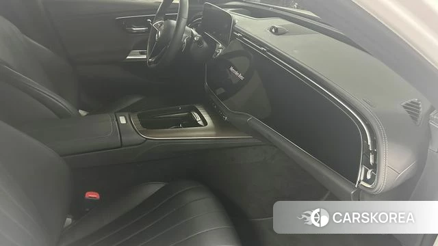 Mercedes-Benz E-Class W214 2024 Белый из Кореи, фото 5