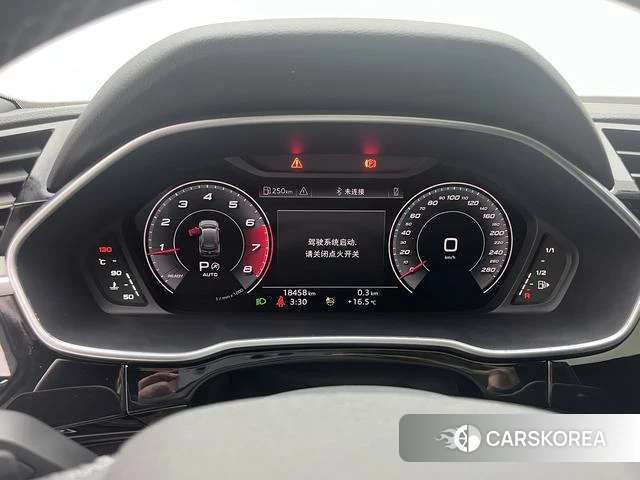 Audi Q3 2024 Белый из Китая, фото 5