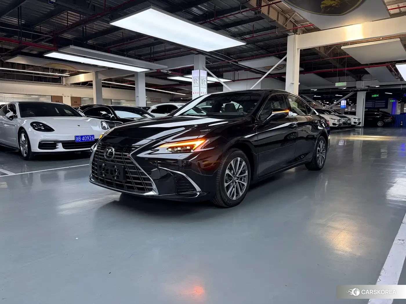 Lexus ES 2026 Черный из Китая, фото 5