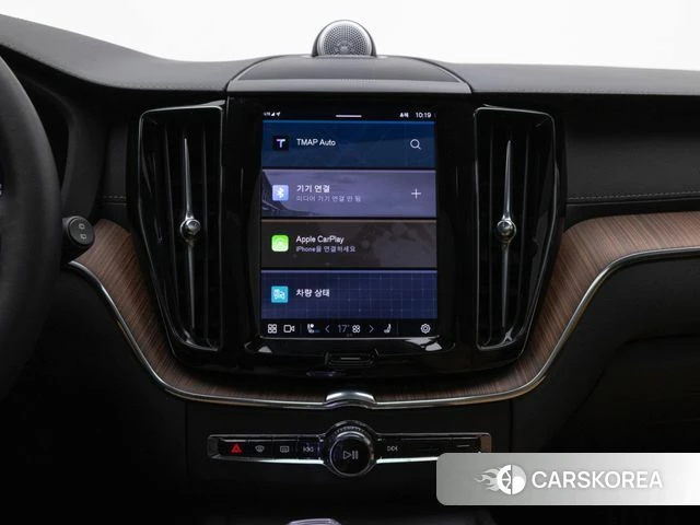 Volvo XC60 second Generation 2025 Белый из Кореи, фото 5