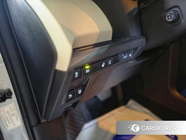 Toyota Sienna 4th Generation 2025 Серебряный из Кореи, фото 5