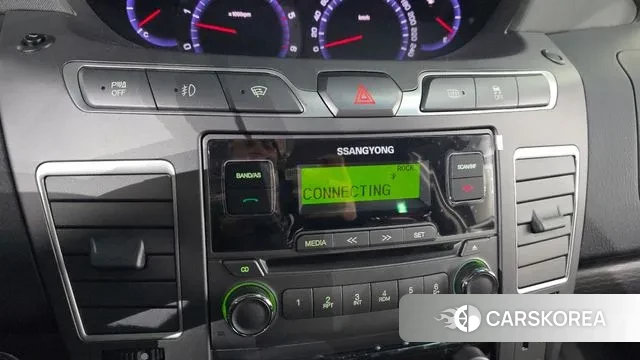 Ssangyong Korando Turismo 2018 Белый из Кореи, фото 5