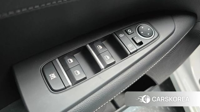 Kia The New K3 2nd generation 2023 Белый из Кореи, фото 5