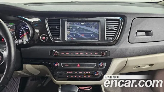 Kia The New Carnival id 2704951 из Кореи 5