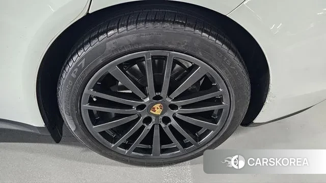 Porsche Panamera (971) 2018 Белый из Кореи, фото 5