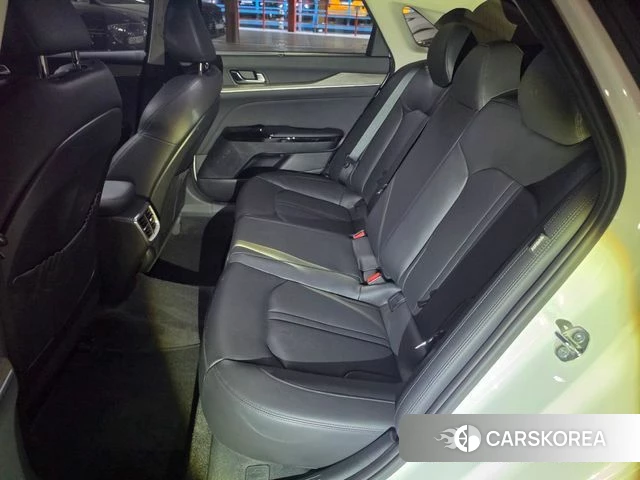 Kia K5 3rd generation 2023 Белый из Кореи, фото 5