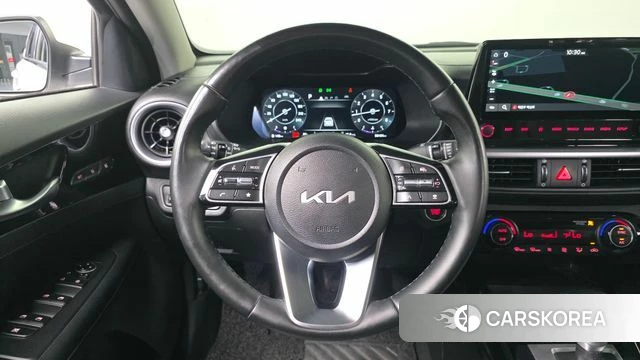 Kia The New K3 2nd generation 2022 Белый из Кореи, фото 5