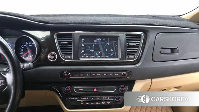 Kia The New Carnival 2018 Белый из Кореи, фото 5