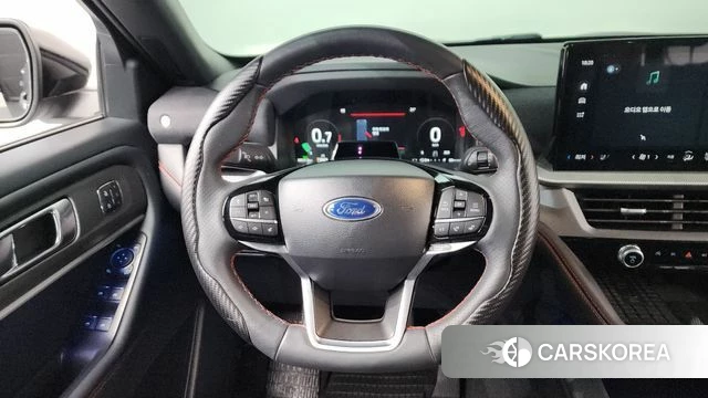 Ford Explorer 6th Generation 2025 Серый из Кореи, фото 5