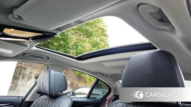 BMW 5 Series (G30) 2020 Белый из Кореи, фото 5