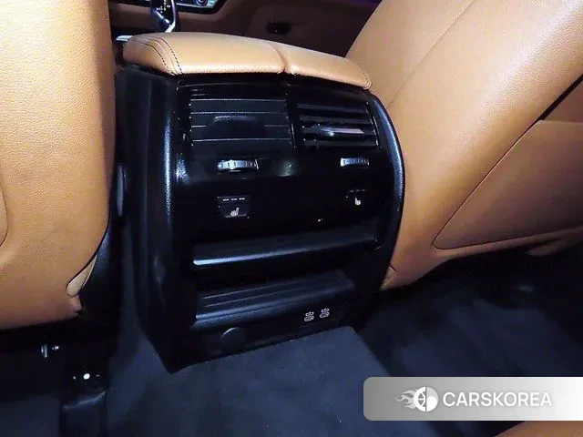 BMW 5 Series (G30) 2022 Белый из Кореи, фото 5