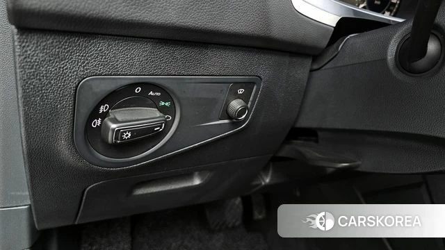 Volkswagen Tiguan second Generation 2018 Серый из Кореи, фото 5