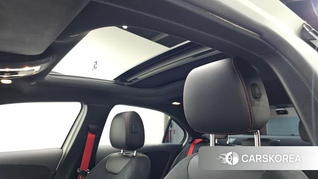 Mercedes-Benz A-Class W177 2022 Белый из Кореи, фото 5