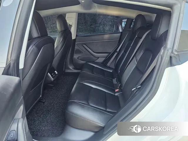 Tesla Model 3 2021 Белый из Кореи, фото 5