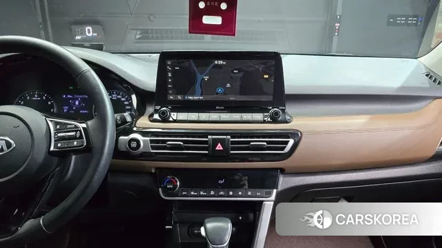 Kia Seltos 2019 Белый из Кореи, фото 5