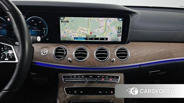 Mercedes-Benz E-Class W213 2022 Черный из Кореи, фото 5