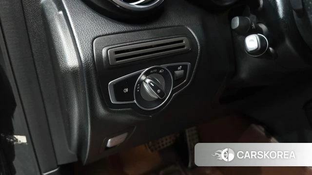 Mercedes-Benz GLC-Class X253 2018 Черный из Кореи, фото 5