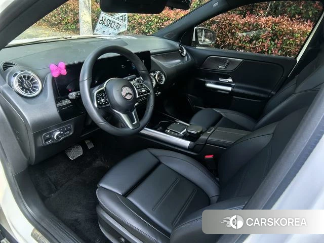 Mercedes-Benz GLA 2023 Белый из Китая, фото 5