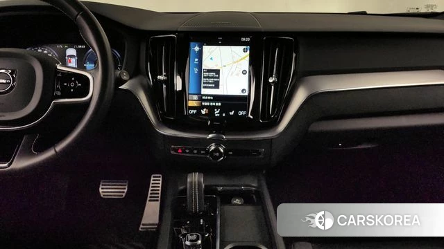 Volvo XC60 second Generation 2021 Белый из Кореи, фото 5